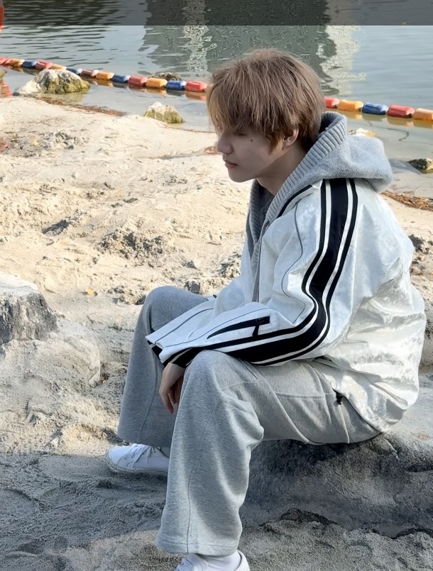 海边旅游?刘青松分享照片:快乐打卡